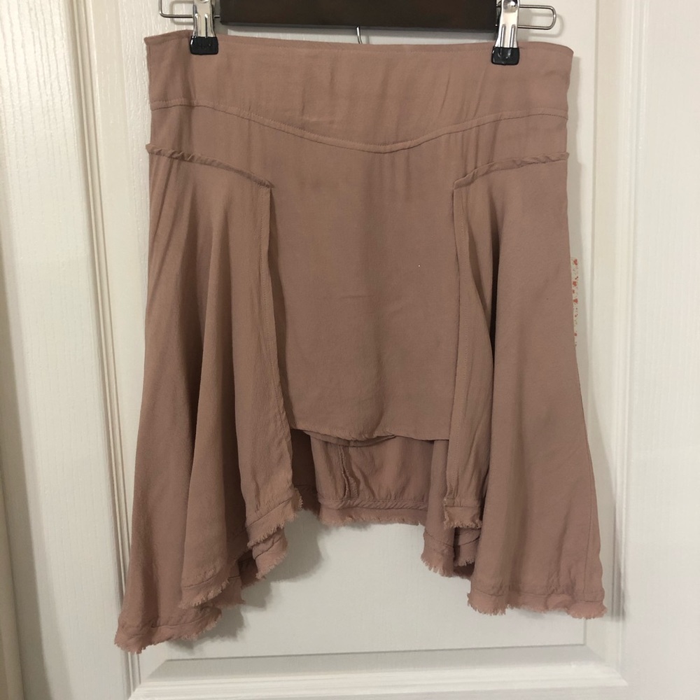 Free people skirt NWT🌺